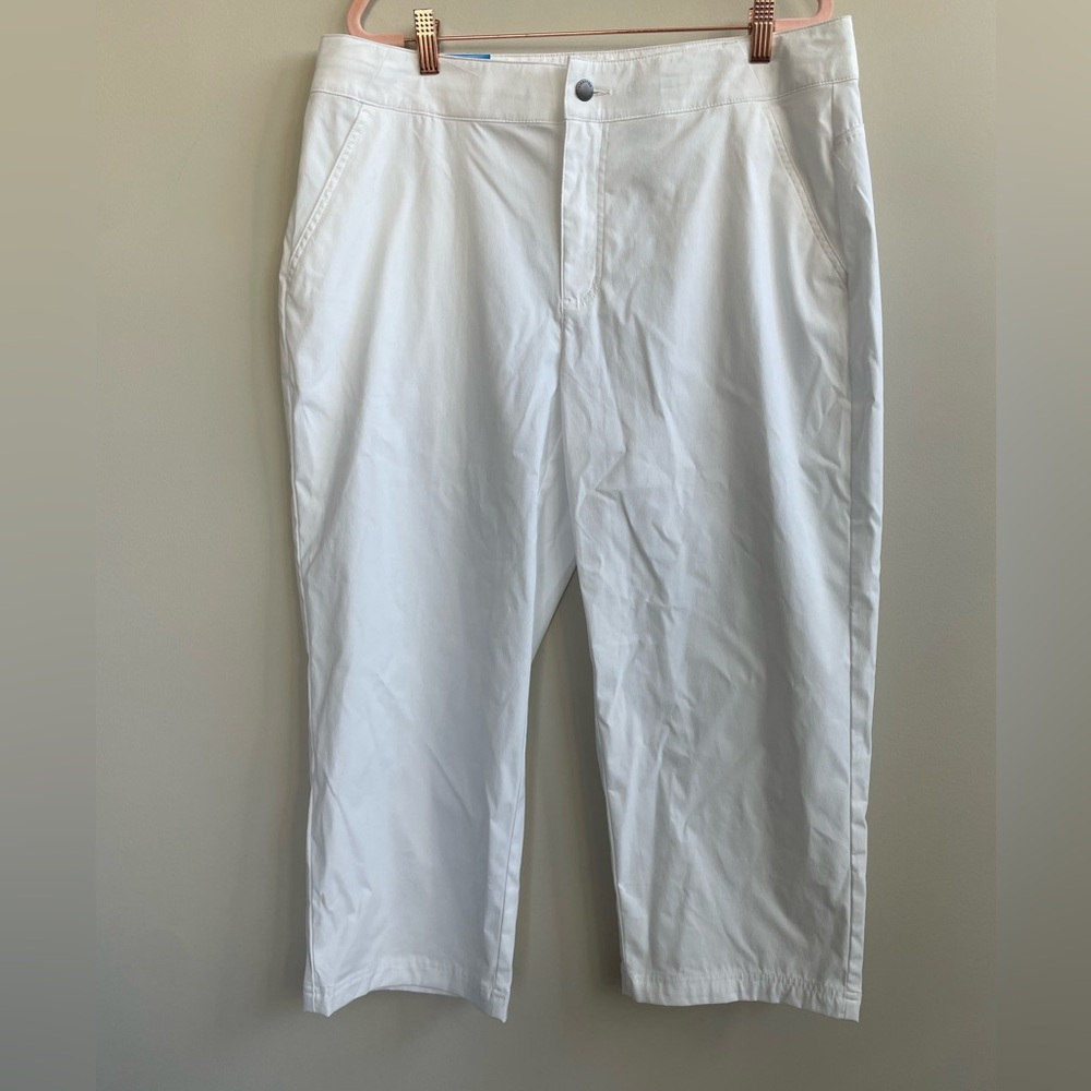 Columbia Regular Fit 23” Capri White